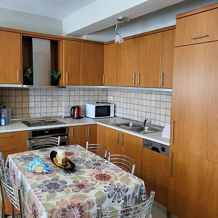 Unique Cozy Néa Péramos
